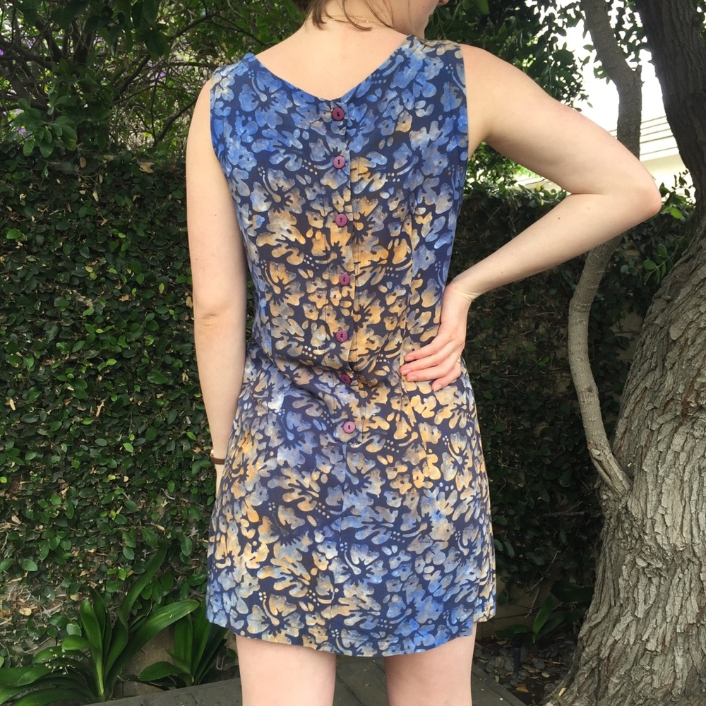 Summery vintage Hawaiian mini dress